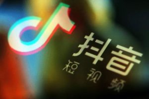 新知達人, 抖音粉絲到一萬后可以干嘛呢？抖音1萬粉絲可以掙錢嗎？