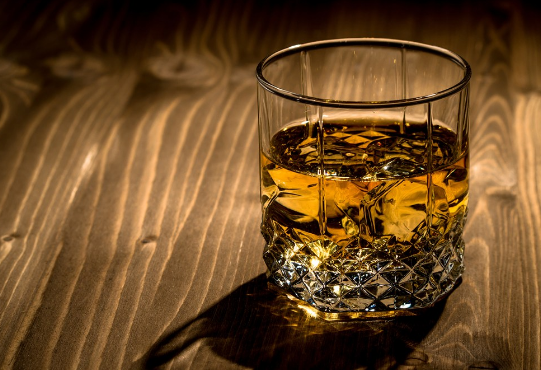 抖音小店進口酒白名單怎么申請？進口酒報白有哪些條件要求？