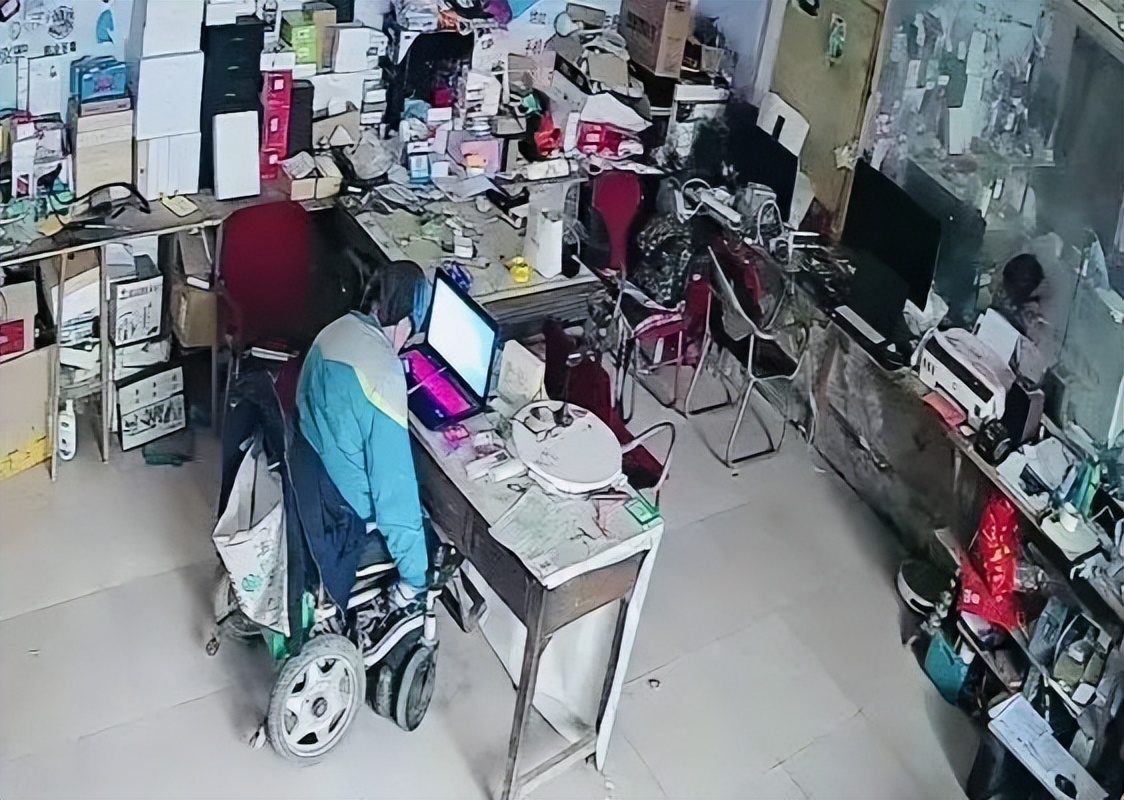 “最慘”淘寶店主，和命運對賭創業13年，終于逆襲了