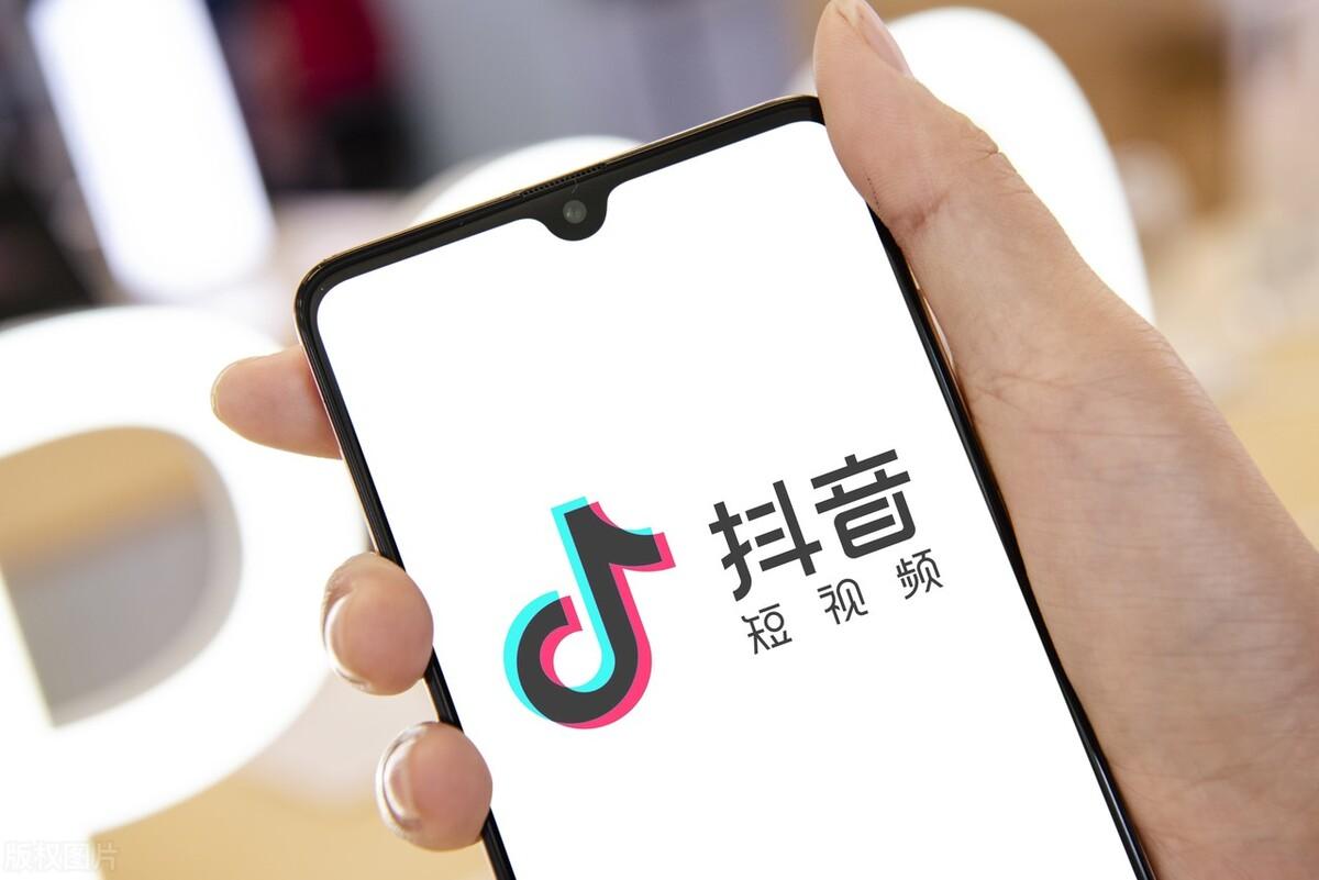 拍抖音視頻怎么賺錢？普通人也能賺錢的抖音短視頻的操作拍攝技巧