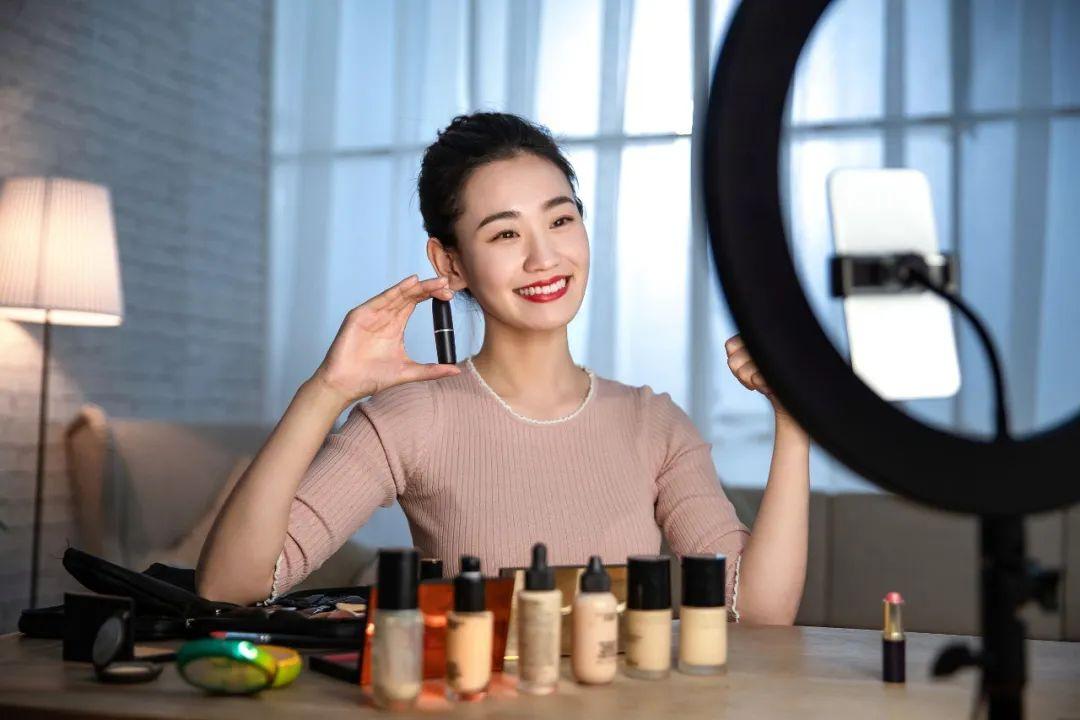 微信怎么開通直播帶貨？蘋果手機微信直播間的開通流程及技巧