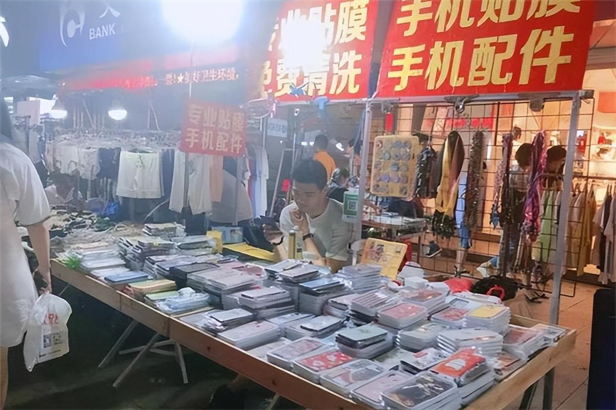 地攤產品最火的產品是什么？2023最新地攤熱銷產品排名前十