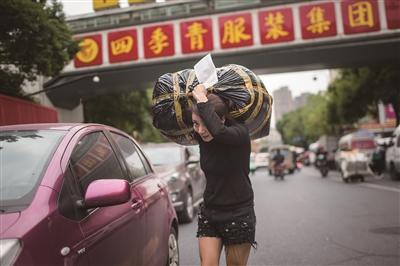 服裝拿貨網站有哪些？新手做服裝網上拿貨平臺排行榜
