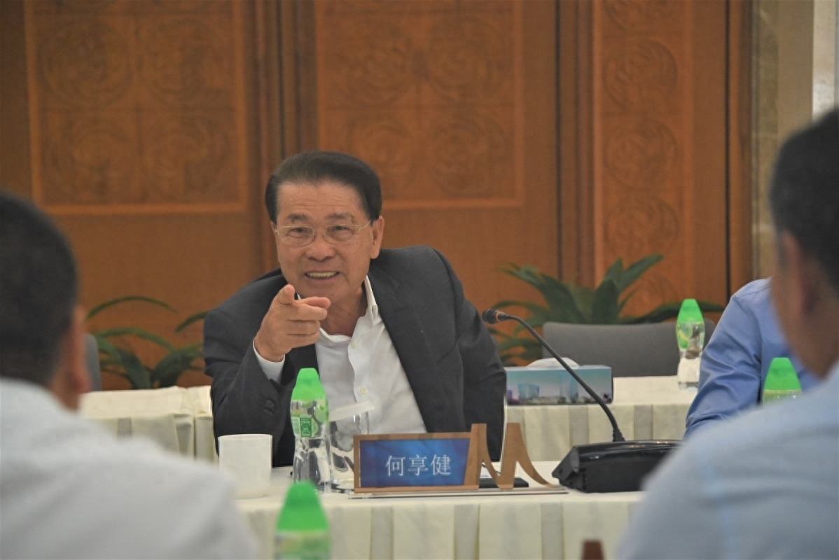 美的集團創始人是誰？何享健個人詳細資料簡介